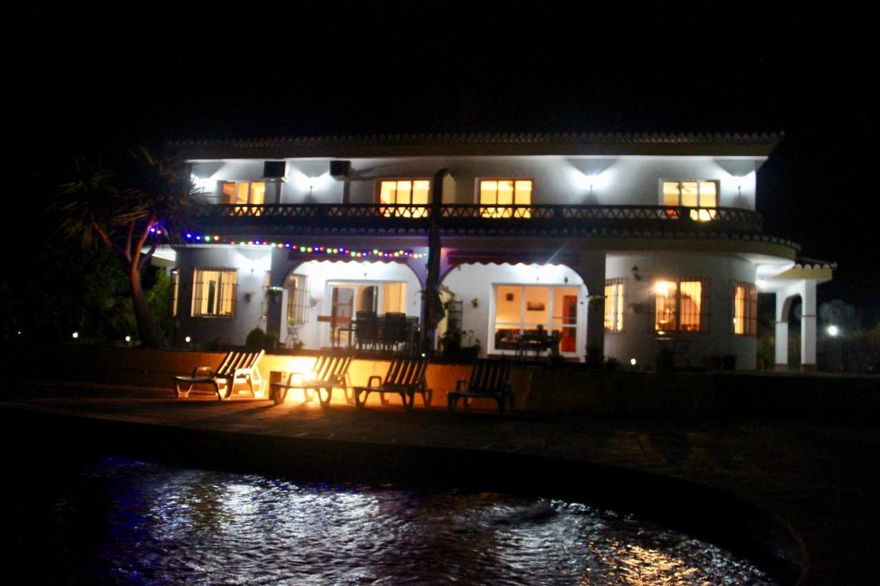 Casa Nuestro Sueno Bed & Breakfast Vinuela Exterior photo